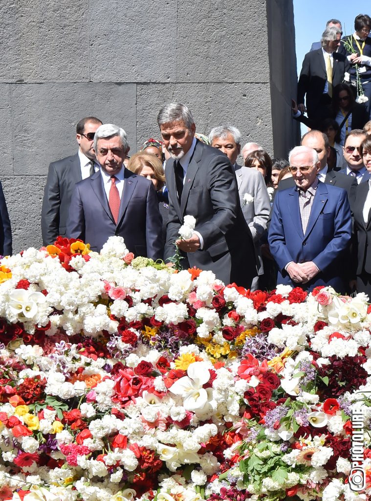 RA President Serzh Sargsyan and other higher officials pay a visit to the memorial complex of Armenian Genocide Tsitsernakaberd to mark the 101th anniversary of Armenian Genocide