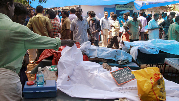 Հնդկաստանում բռնկված հրդեհի հետևանքով զոհվեցին ավելի քան 100 հոգի. AlJazeera