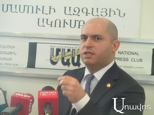 Աշոտյանը՝ հակառուսական ալիքի ու դրանից սադոմազոխիստիկ հաճույքի մասին