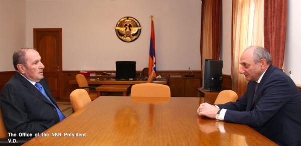 ԼՂՀ նախագահ Բակո Սահակյանը հանդիպեց ՀՀ առաջին Նախագահ Լեւոն Տեր-Պետրոսյանի հետ