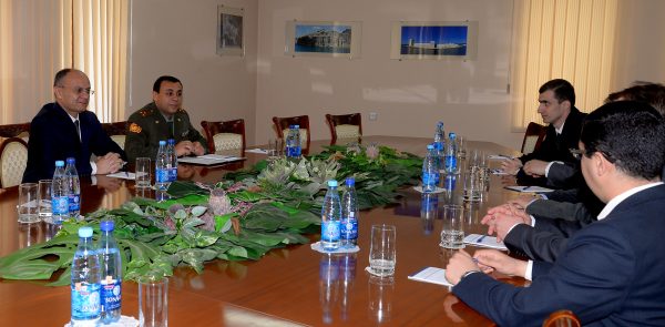 Քննարկվել են ադրբեջանական ագրեսիայի հետևանքով վիրավոր զինծառայողների վերականգնողական բուժմանը վերաբերող հարցեր