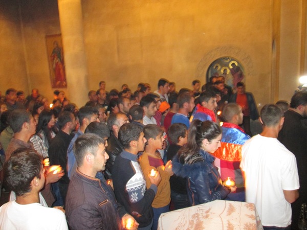 Մոմերով երթ եւ  աղոթք առ Աստված Գարիկ Մովսիսյանի հոգու խաղաղության համար