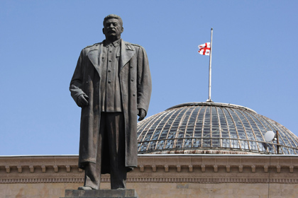 Վրաստանում կարող են վերականգնել Ստալինի արձանը. Sputnik