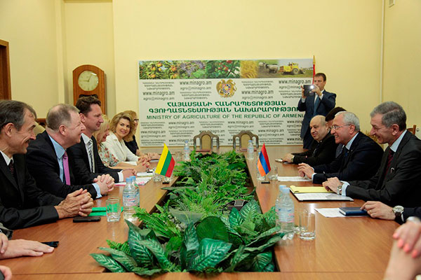 Հայաստանի և Լիտվայի գյուղատնտեսության նախարարությունների միջև ստորագրվել  է համագործակցության 2016 թվականի գործողությունների ծրագիր