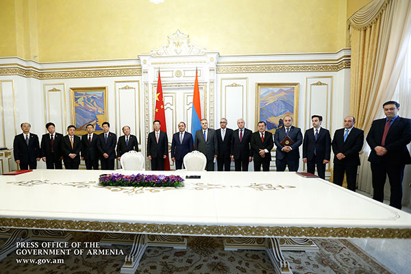 Կառավարությունում ստորագրվել են հայ-չինական համագործակցության զարգացմանը վերաբերող փաստաթղթեր