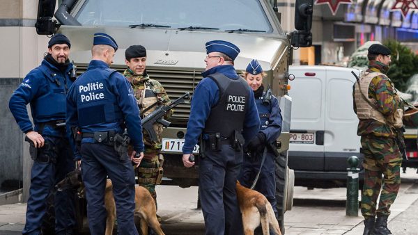 Ֆրանսիայում անվտանգության աշխատակցի դիմակով 82 ահաբեկիչ է բացահայտվել