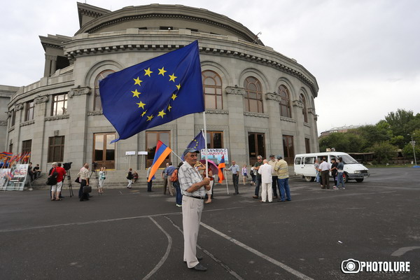 Եվրոպայի խորհրդարանի պատգամավորներն իրավունք ունեն այցելելու ցանկացած վայր