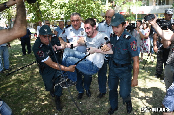 While the military group is keeping hostages of the police station of the Erebuni district of Yerevan, arrests take place on Yerevan streets