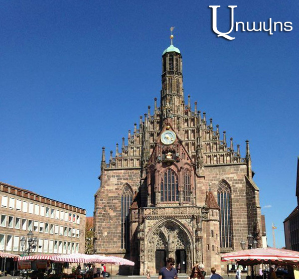 Սուրբ Աստվածամոր տաճարը՝ Ֆրաուենկիրխեն, Նյուրնբերգի Շուկայի հրապարակում: