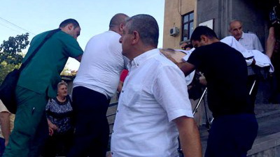 Արմեն Լամբարյանին կալանավորեցին. նրան դատարան են տարել պատգարակով. news. am