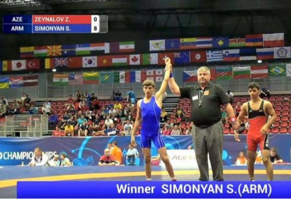 Սերգեյ Սիմոնյանն աշխարհի առաջնությունում հաղթել է ադրբեջանցի ըմբիշին