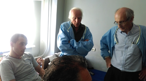 Վիրավոր զինծառայողներին այցելել է արտերկրից ժամանած բժիշկների հերթական խումբը