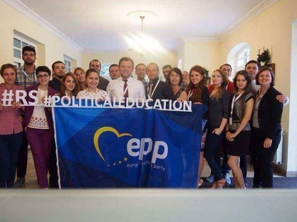 Բուդապեշտում անցկացվել է «Երիտասարդ առաջնորդներ 2016-2017» ծրագրի մեկնարկային փուլը