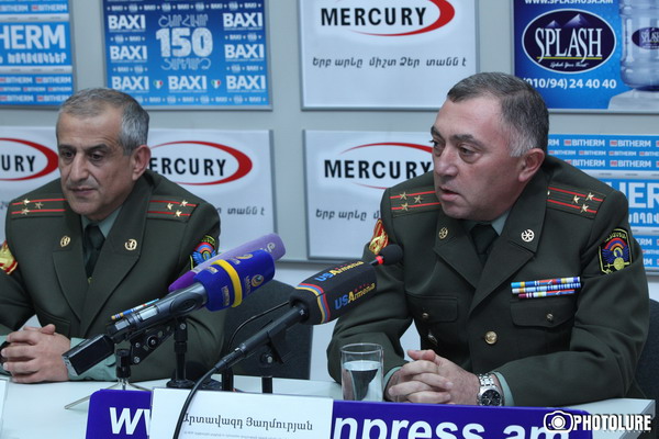 Head of the Armed Service Operation and Planning Division of the RA Armed Forces, Colonel Zorayr Gabrielyan and deputy chief of staff of the Armed Forces' Missile Troops, Colonel Artavazd Yaghmuryan are guests in Armenpress press club