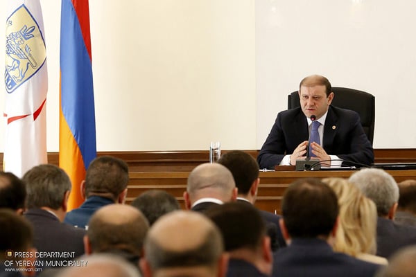 Տարոն Մարգարյան. «Մեզ համար առաջնահերթը մեր երեխաների առողջությունն է, այլ ոչ թե ինչ-որ պայմանականություններ»