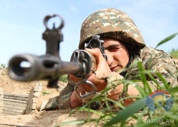 Ադրբեջանական զինուժը կիրառել է «ԻՍՏԻԳԼԱԼ» և «ՍՎԴ» տիպի դիպուկահար հրացաններ. ԼՂՀ ՊՆ