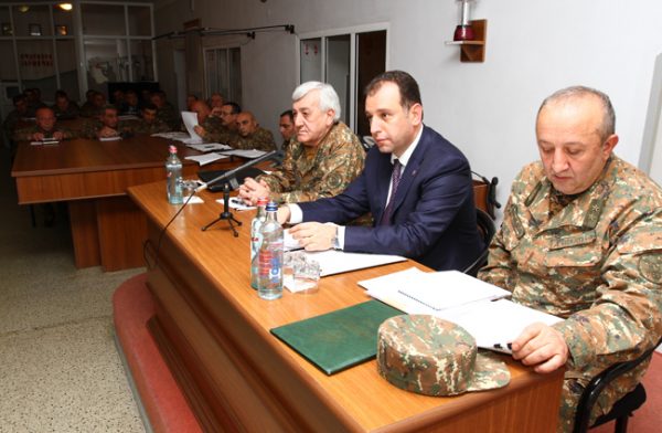 Հստակեցվել են ՀՀ-ի և ԼՂՀ-ի ռազմական համագործակցության խնդիրները