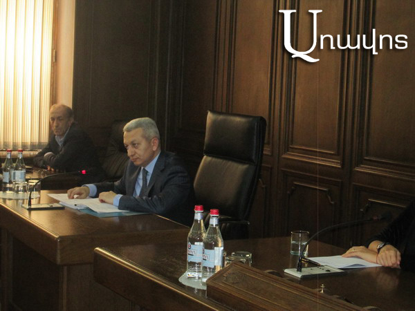 Ատոմ Ջանջուղազյանը՝ պետական պարտքի, ցրված պատասխանատվության եւ անորոշ պարտավորությունների մասին