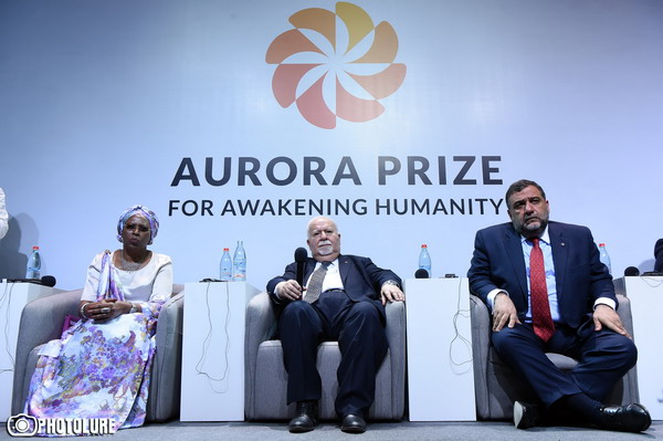 Ուրախ կլինենք, որ մի օր «Ավրորա» մրցանակը հանձնվի թուրքի. Ռուբեն Վարդանյան