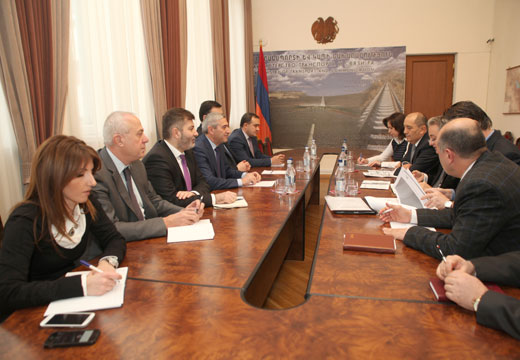 Քննարկվեցին «Հյուսիս-հարավ ճանապարհային միջանցքի ներդրումային ծրագրի» շուրջ ՎԶԵԲ-ի հետ համագործակցության հնարավորությունները