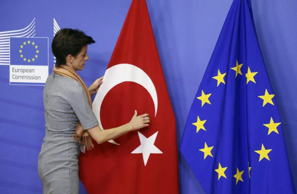 Եվրախորհրդարանը կողմ քվեարկեց Թուրքիայի հետ բանակցությունների դադարեցմանը
