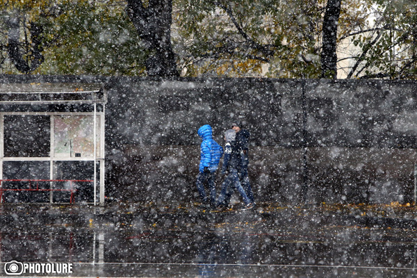 «Առաջին ձյունը, ինչպես սերը, միշտ հալվում է ու գնում». Կամո Արեյանը աչքալուսանք է տալիս մեզ