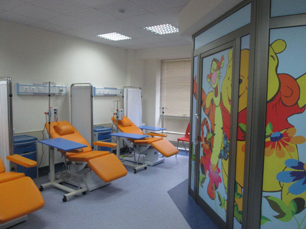 Արյան քաղցկեղով հիվանդ երեխաները  ոտք դնելով բուժկենտրոն՝ ոչ թե հիվանդանոցում են զգալու, այլ հեքիաթում