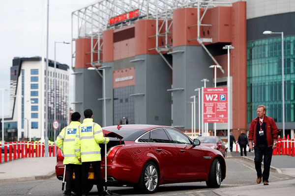 security-at-old-trafford