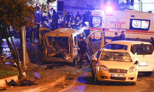 Պայթյունների հետեւանքով Ստամբուլում զոհվել է 29 մարդ, 166-ը վիրավորվել (Տեսանյութ)