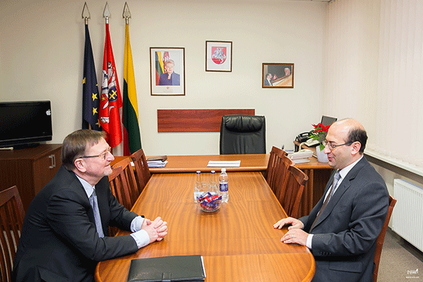 Տիգրան Մկրտչյանը հանդիպել է Լիտվայի Սեյմասի արտաքին հարաբերությունների մշտական հանձնաժողովի նախագահին