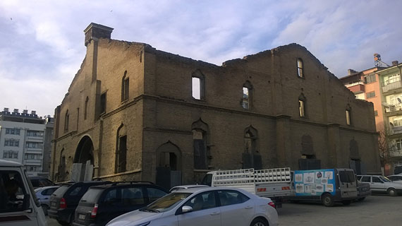 Թուրքիայում հայկական եկեղեցին վերածվել է ավտոկայանատեղիի. Ermenihaber.am