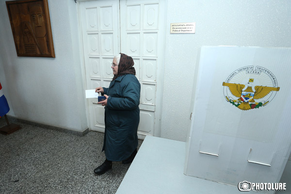 Արցախի Հանրապետության Սահմանադրության հանրաքվեի քվեարկության մասնակիցների թիվը` ժամը 14.00-ի դրությամբ