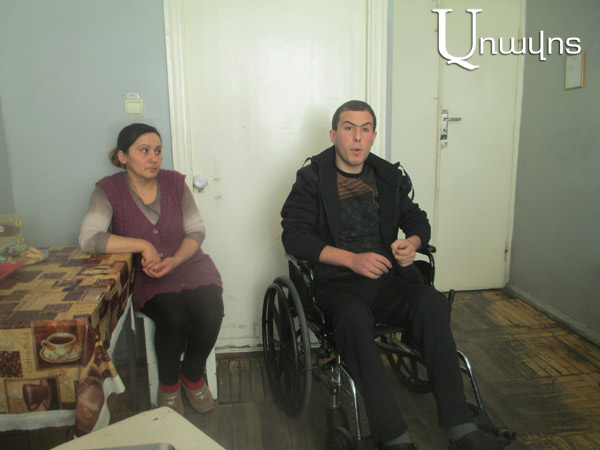 Ապրիլյան պատերազմի վիրավոր զինվոր Ռոլանդ Սահակյանին ՊՆ-ն տարել է Մոսկվա, բայց վճարել է 21-օրյա բուժման համար