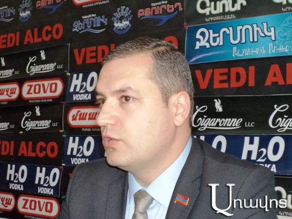 «Իրենք օլիգարխնե՞ր են». Ուրիխանյանը՝ Վարդան Ղուկասյանի եւ Հակոբ Հակոբյանի մասին (Տեսանյութ)