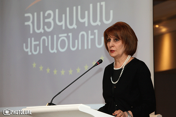 «Այլեւս չենք կարող ավելին չանել, որովհետեւ դատարկվում է Հայաստանը». Հեղինե Բիշարյան. (Տեսանյութ)