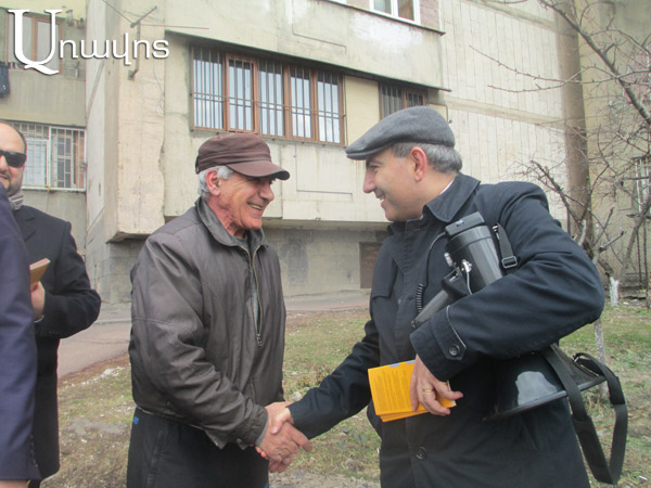 «Դուք ամսի 2-ին գազին հուպ տվեք, մենք ամսի 3-ին հուպ կտանք». Փաշինյանի քարոզարշավը՝ Ավանում (Տեսանյութ)