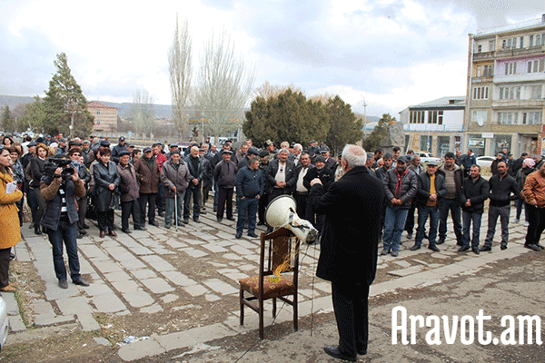 «Մեր ուսուցիչը դարձել է ՀՀԿ-ի ստրուկը». «Կոնգրես-ՀԺԿ»-ն՝ Սիսիանում (Տեսանյութ)