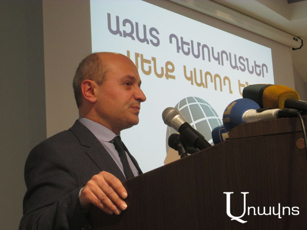 «Արցախի միջազգային ճանաչում այսպիսի թուլացված Հայաստանով, որեւէ մեկը թող չակնկալի». Ստյոպա Սաֆարյան