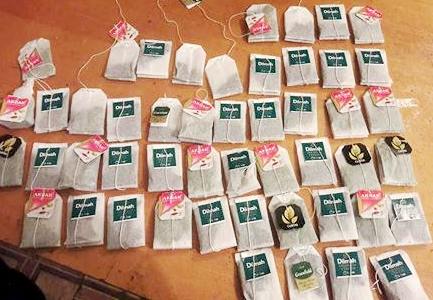 Թեյի մեկանգամյա օգտագործման փաթեթների միջից հայտնաբերվել են 105 գրամ կանաչավուն զանգված