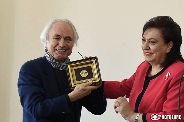 Հանդիպում Տիգրան Մանսուրյանի հետ՝ «Հայաստանում  կայացած սփյուռքահայ արվեստագետների հետ հանդիպումներ»  ծրագրի շրջանակներում