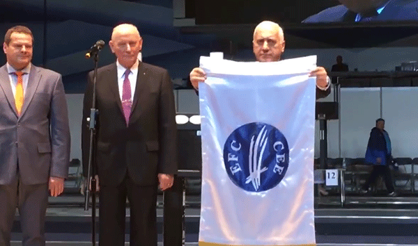 Սուսերամարտի Մ23 Եվրոպայի առաջնության դրոշը փոխանցվեց Երեւանին