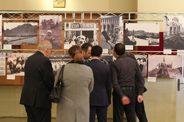 Թեհրանում բացվել է «Դարավոր Հայաստանի նորանկախ պետությունը» խորագրով լուսանկարչական ցուցահանդեսը