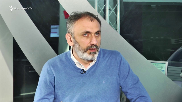 Արմեն Մարտիրոսյանը. «Անօրինակա՞ն է տենդերի չանցկացումը». «Հրապարակ»