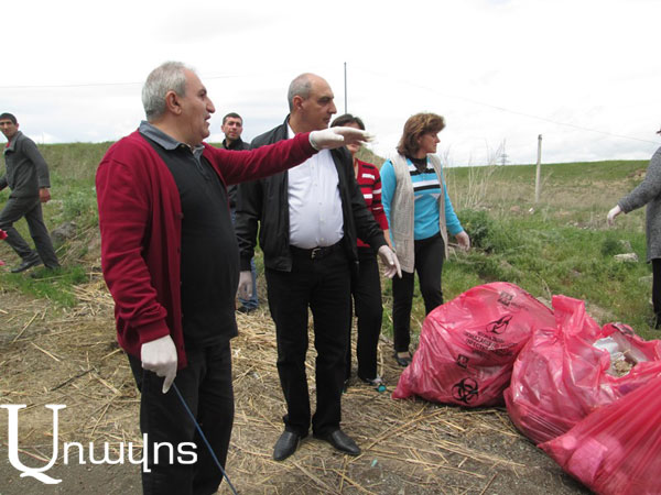 Մաքրություն ցրտին, ցեխին, աչքերն էլ՝ վարչապետի ճանապարհին (Ֆոտոշարք)