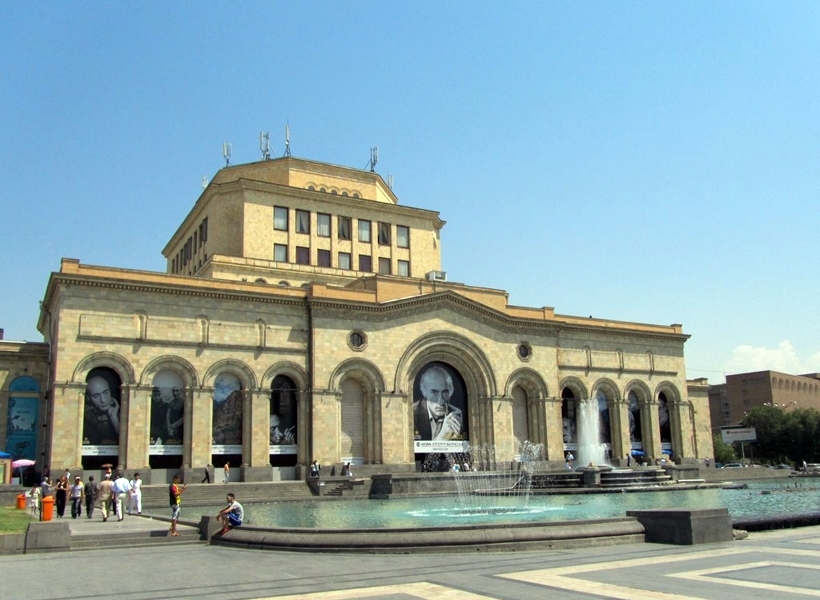 Հայաստանի Ազգային պատկերասրահում բացվեց «100 կտավ» ցուցահանդեսը