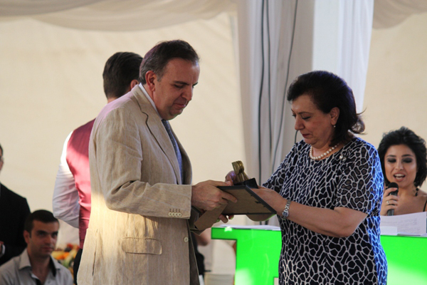 Սփյուռքի նախարար Հրանուշ Հակոբյանը մասնակցեց «Հայկական Փի Ար ասոցիացիա»-ի մրցանակաբաշխությանը