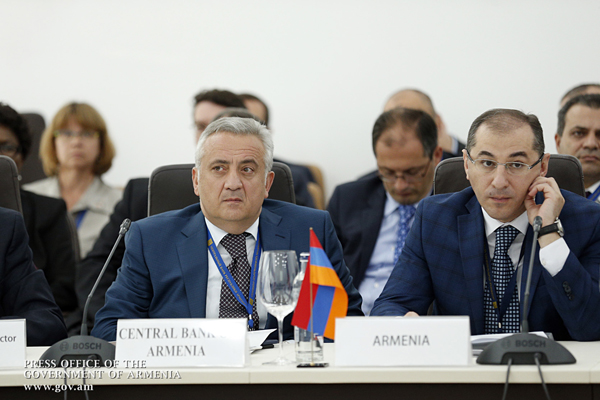 Հայաստանը ԵՏՄ-ում փաստաթուղթ է ստորագրել, որ մինչեւ 2025-ը ռուբլու գոտու թեման փակեն (Տեսանյութ)