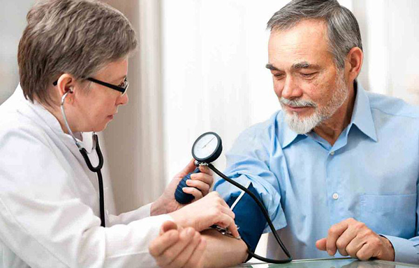 Արյան բարձր ճնշումը  կարգավորեք հյութաբուժությամբ