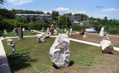 Շուշիում ընթանում է «Հակոբ Գյուրջյան» քանդակագործության 5-րդ միջազգային սիմպոզիումը