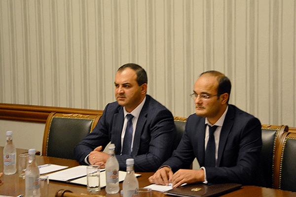 ՀՀ գլխավոր դատախազը հանդիպել է Հայաստանում ՉԺՀ դեսպանին